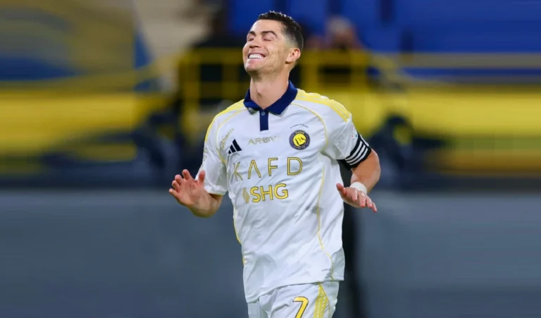 cristiano ronaldo large 2235 150